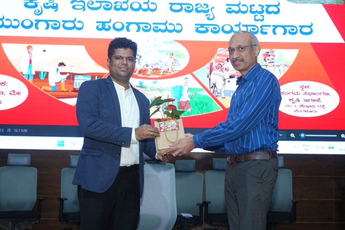 RootsGoods being felicitated at the State-Level Pre-Monsoon Session (Mungaru Hangami Karyagara), Bengaluru
